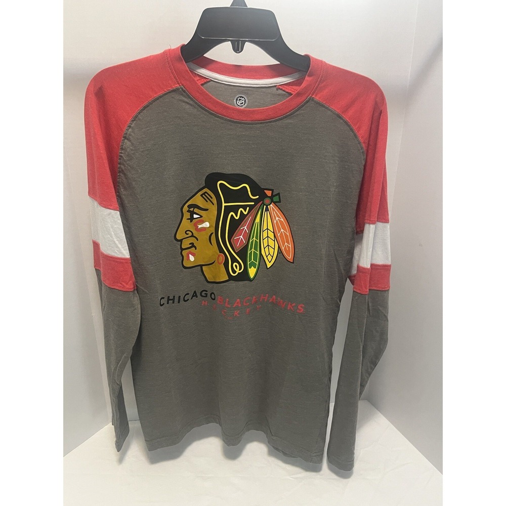 Chicago Blackhawks T-Shirt Men's Medium 47' Brand Logo NHL Hockey LS Tee